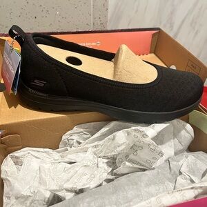 Skechers Black Women's Slip-On Comfort Flats